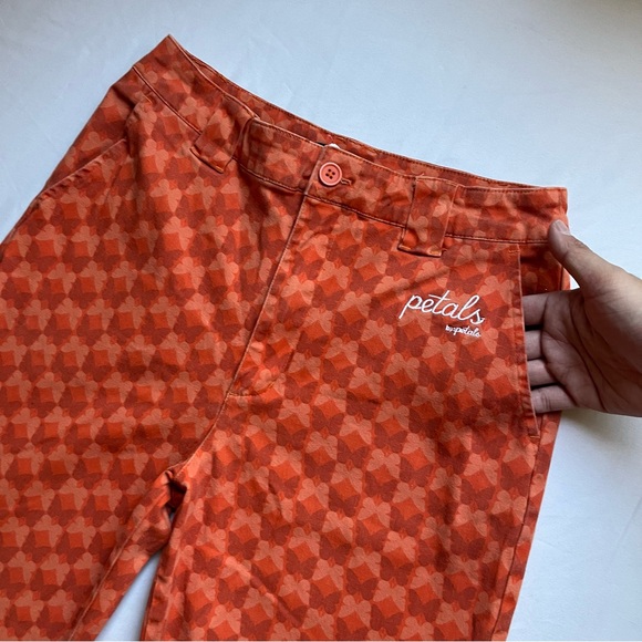 PETALS AND PEACOCKS orange butterfly print logo embroidered straight leg pants - Picture 3 of 6